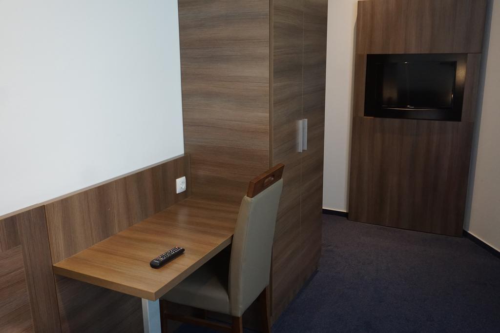 Itm Hotel Oase هامبورغ الغرفة الصورة