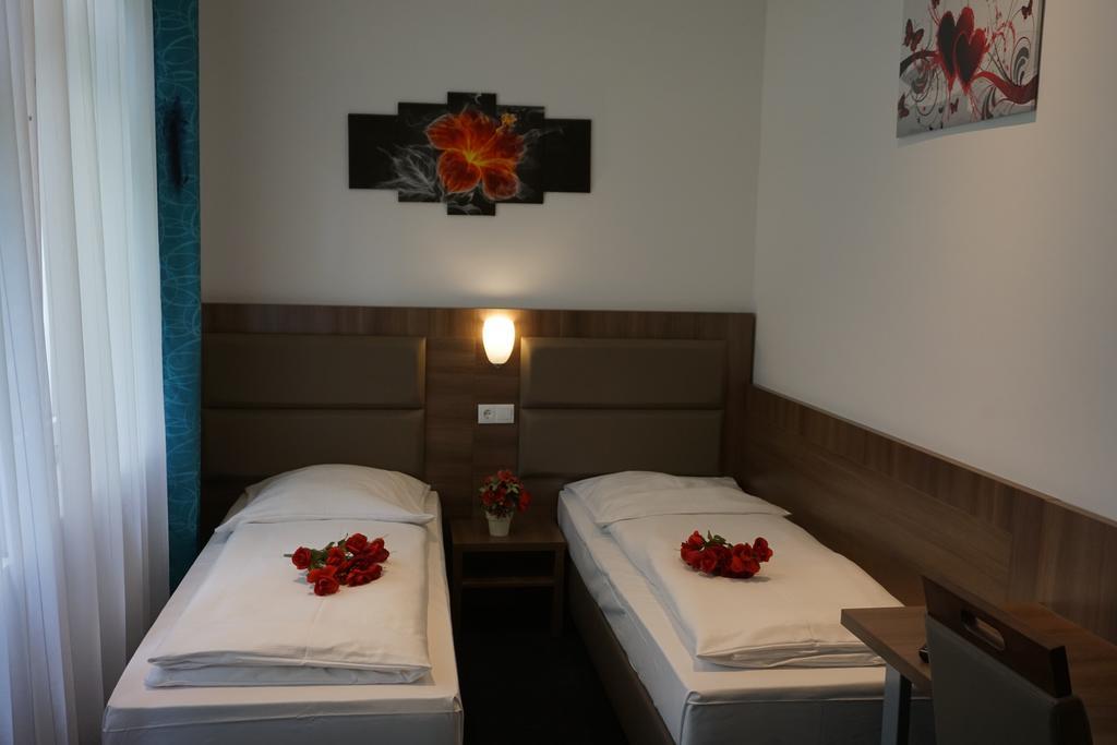 Itm Hotel Oase هامبورغ الغرفة الصورة