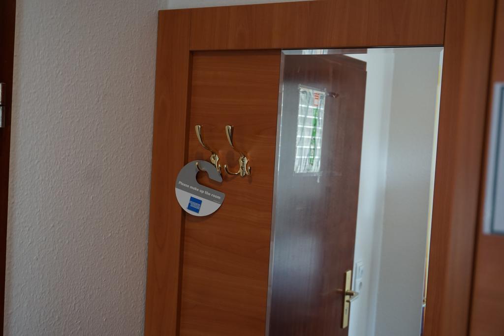 Itm Hotel Oase هامبورغ الغرفة الصورة