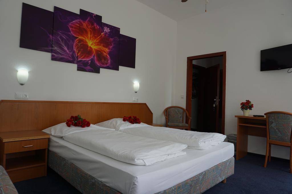 Itm Hotel Oase هامبورغ الغرفة الصورة
